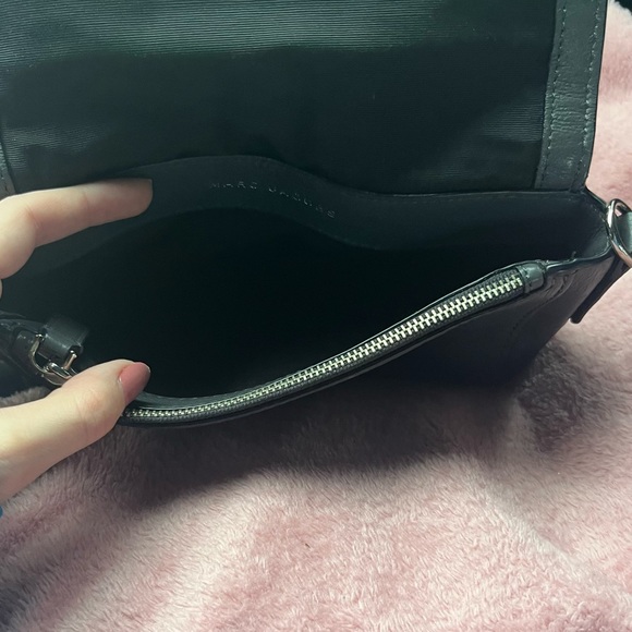 Marc Jacobs grey green wallet hand bag. - Picture 4 of 6